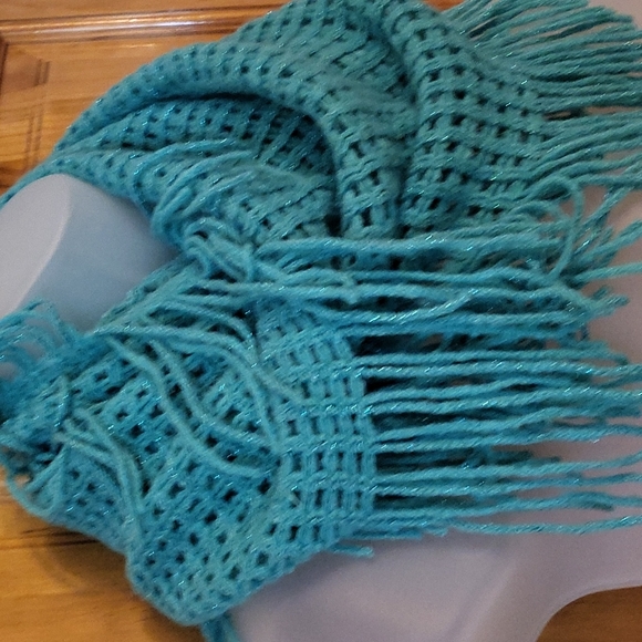 Aqua scarf with sparkled fringe - Picture 3 of 3